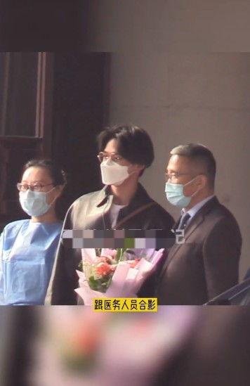 韩国娱乐圈狗仔爆料,狗仔爆料背后的明星真相