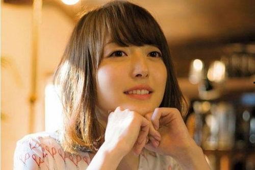 网红吃瓜赵露丝微博,揭秘娱乐圈幕后故事