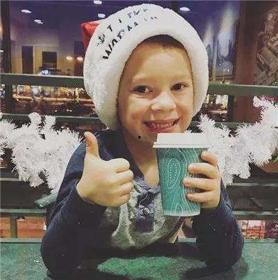 网红明星吃瓜表情包是谁,揭秘其背后的制作与流行之谜